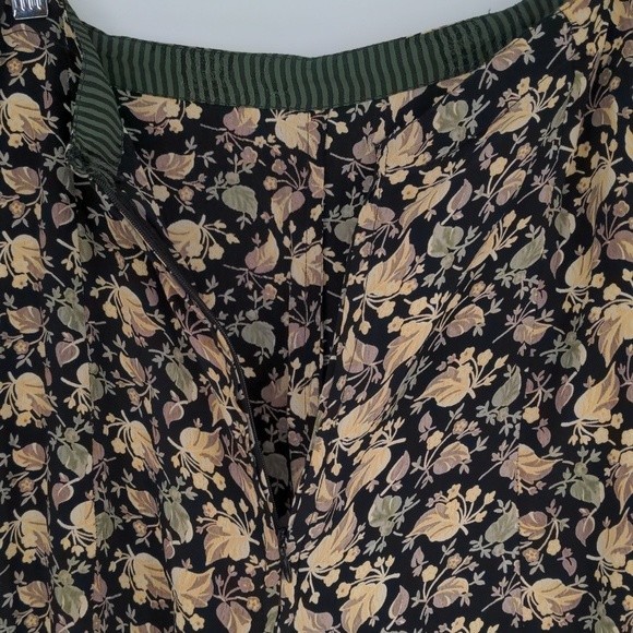 April Cornell 2 Piece Shirt Size Large Skirt Size Medium Black Floral‎ Set - Picture 14 of 15